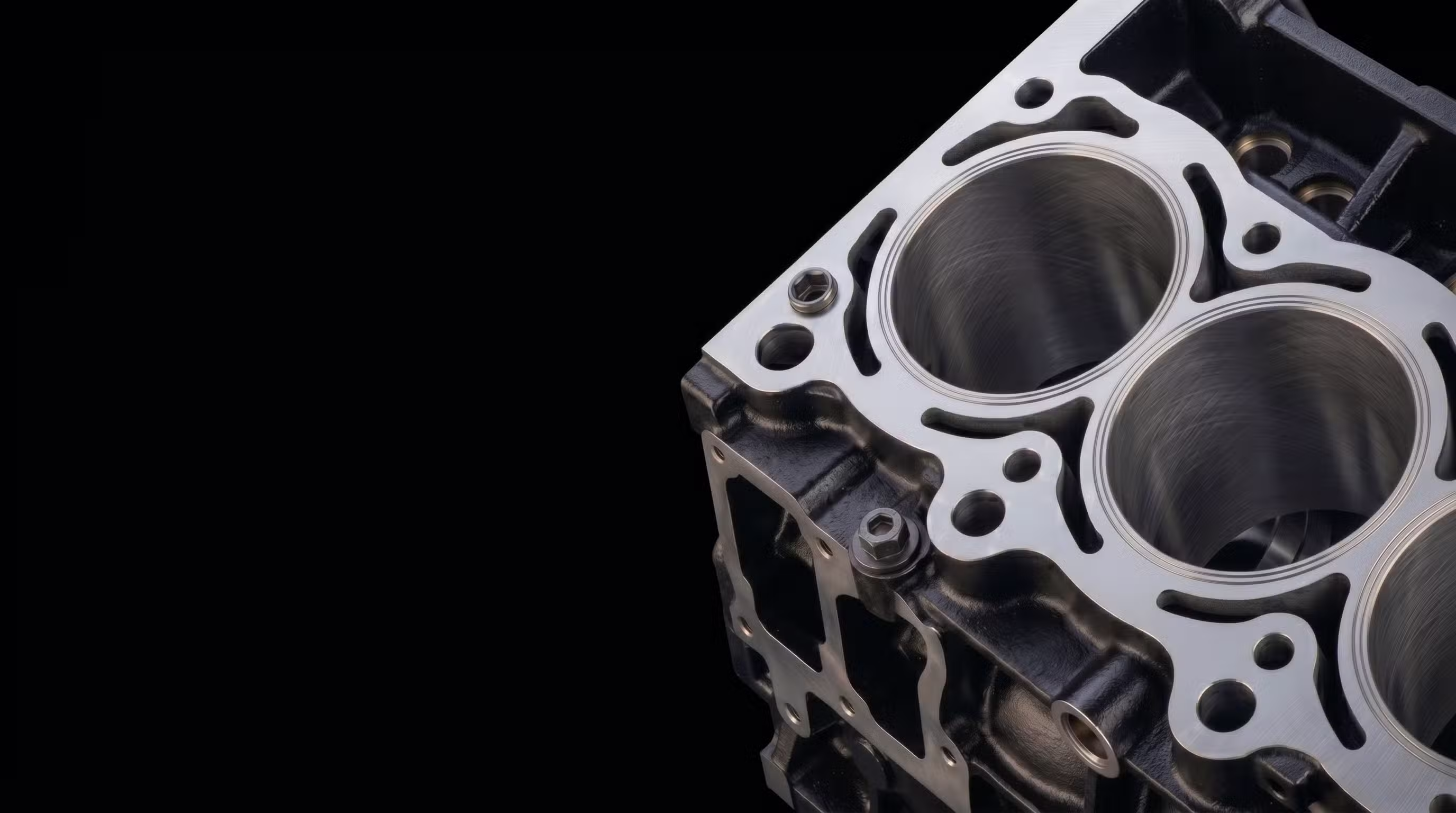 GMJM Motors engine assembly workshop — short block and long block engines for commercial vehicles